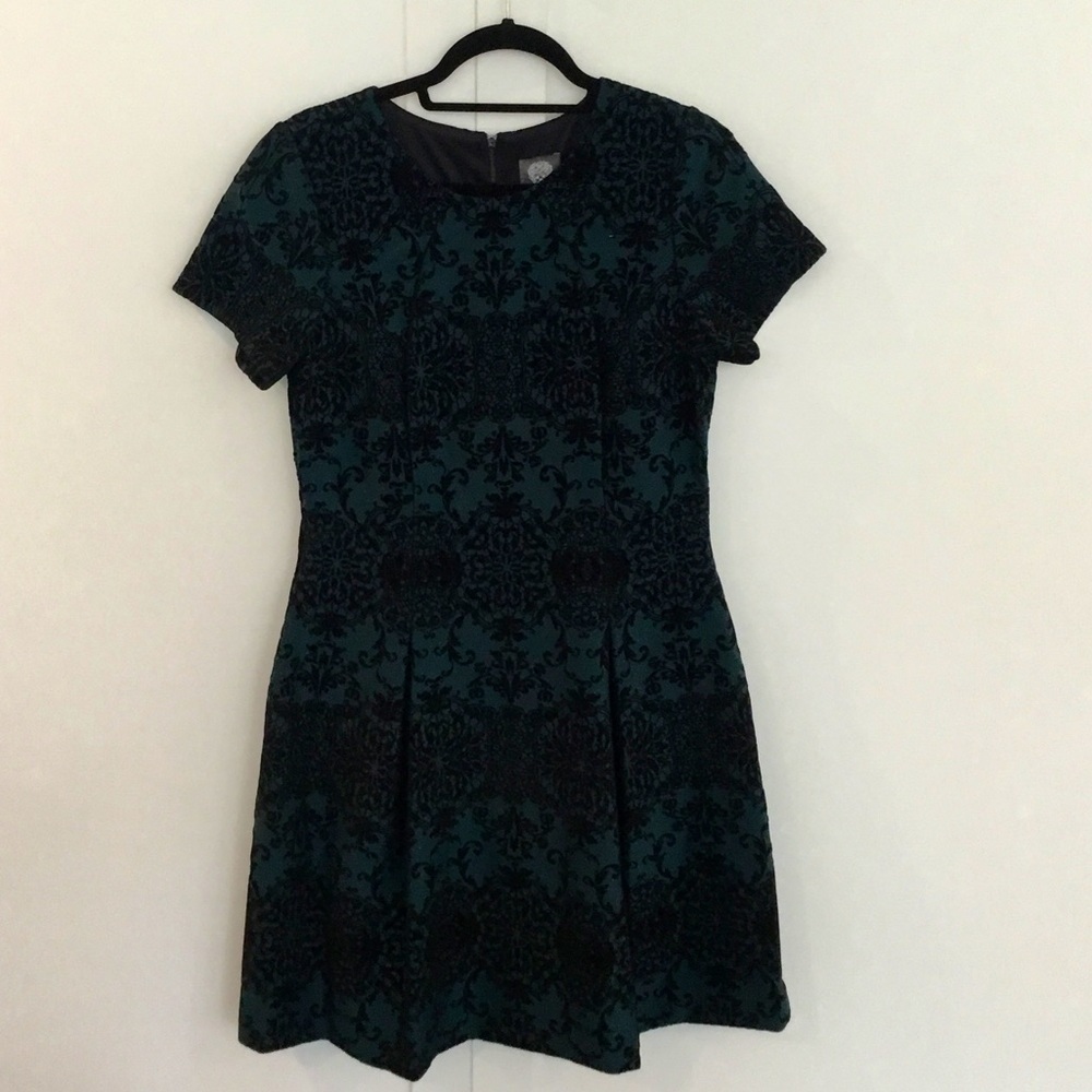 N - Vince Camuto, Green Dress with Black Velvet Design Size 10